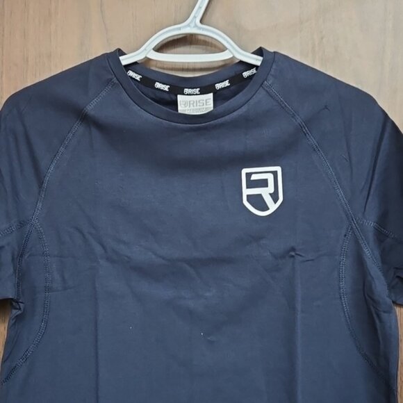 RISE Size M Navy Performance T-Shirt - Picture 2 of 8